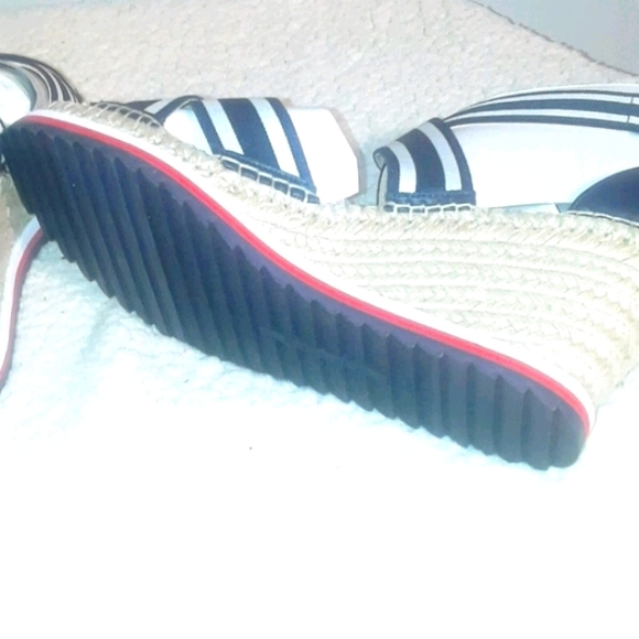 Tommy Hilfiger Wedged Sandals - Picture 5 of 6
